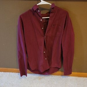American Eagle Outfitters Men's Burgundy Button-Down Shirt
